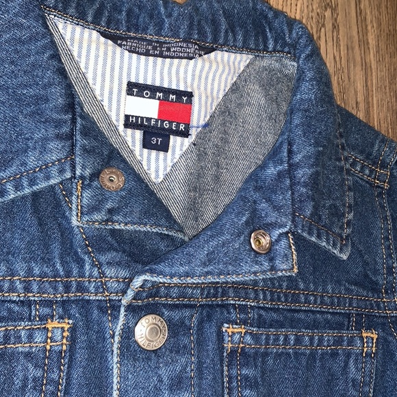 Vintage Tommy Hilfiger 3T toddler Denim Jean Jacket with Snaps- Embroidered Logo - Picture 6 of 17